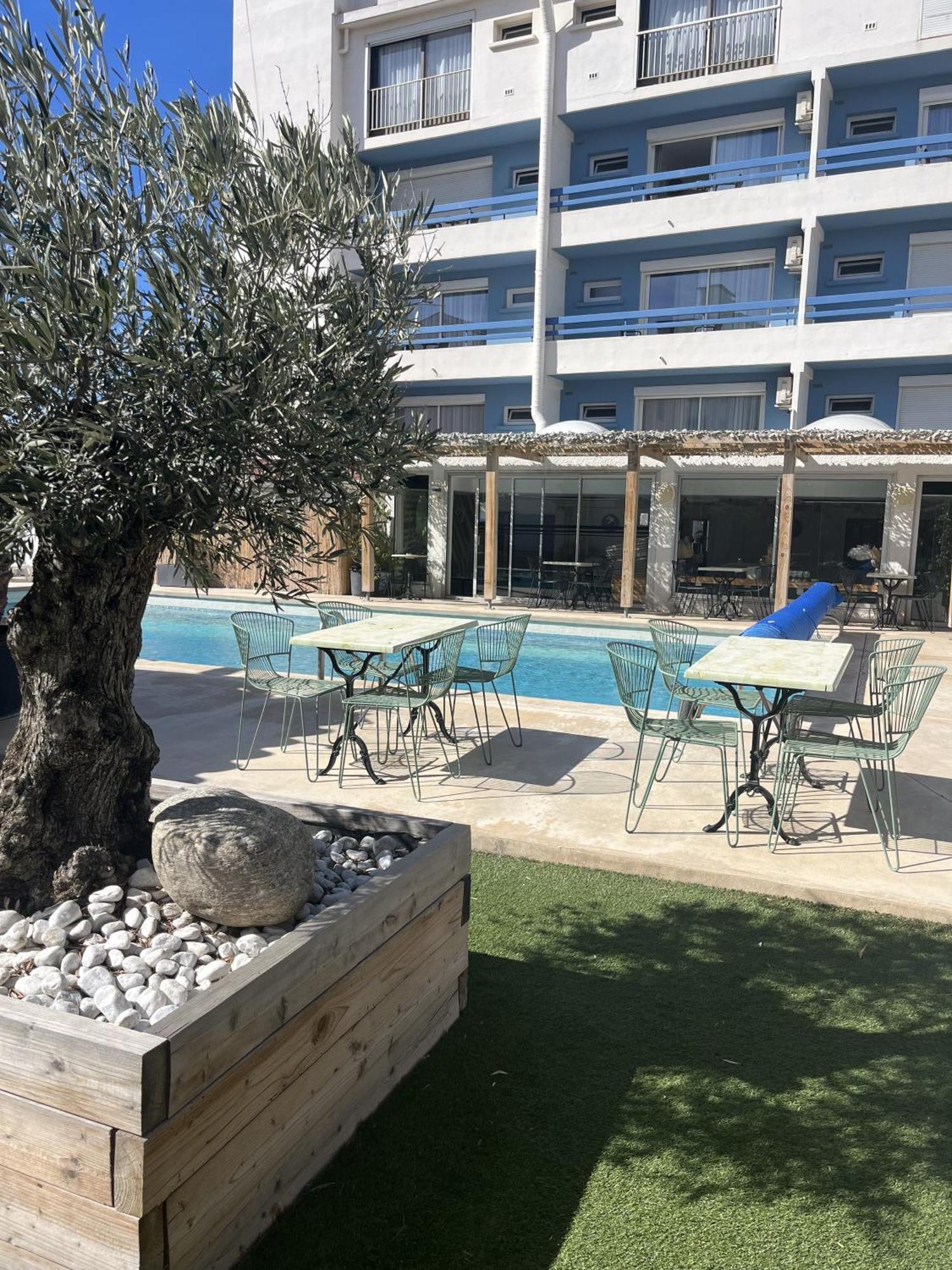 Hôtel Les Sables Canet-en-Roussillon Exterior foto